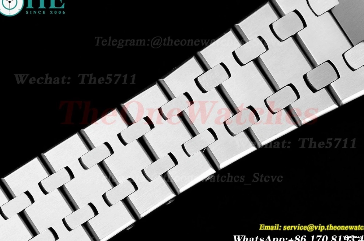 Swiss 33mm SS SS Quartz Black Ladies Oak Dial 8F Royal 0227